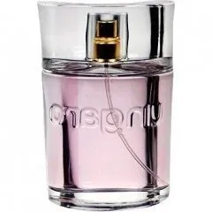 Emanuel Ungaro Ungaro Love Kiss perfume bottle