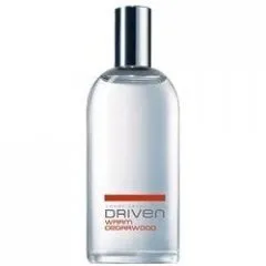 Avon Derek Jeter Driven Warm Cedarwood parfüm şişesi