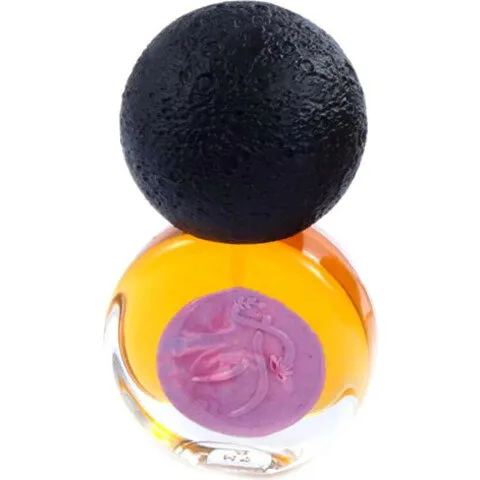 Fang Tatami Bomb / 榻榻米炸彈 perfume bottle