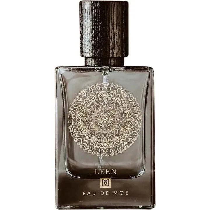 Eau de Moe Leen perfume bottle