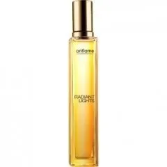 Oriflame Radiant Lights parfüm şişesi