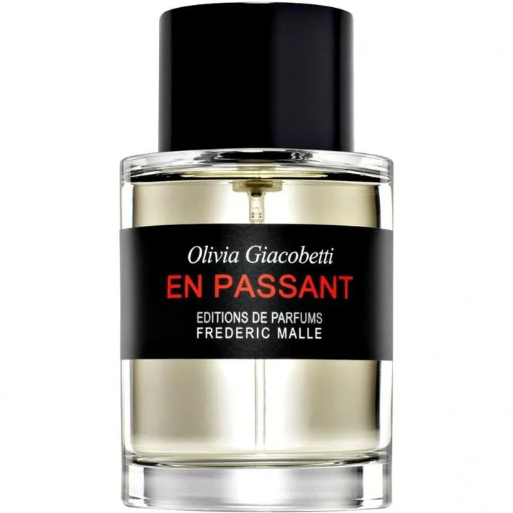 Editions de Parfums Frédéric Malle En Passant parfüm şişesi
