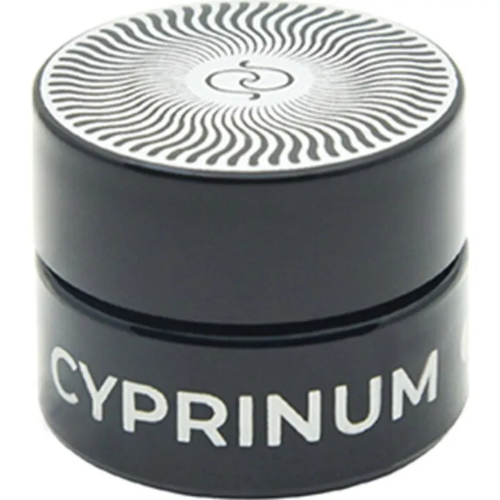 Unda Prisca Cyprinum perfume bottle