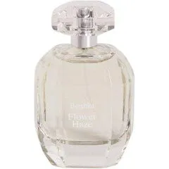 Bershka Flower Haze parfüm şişesi