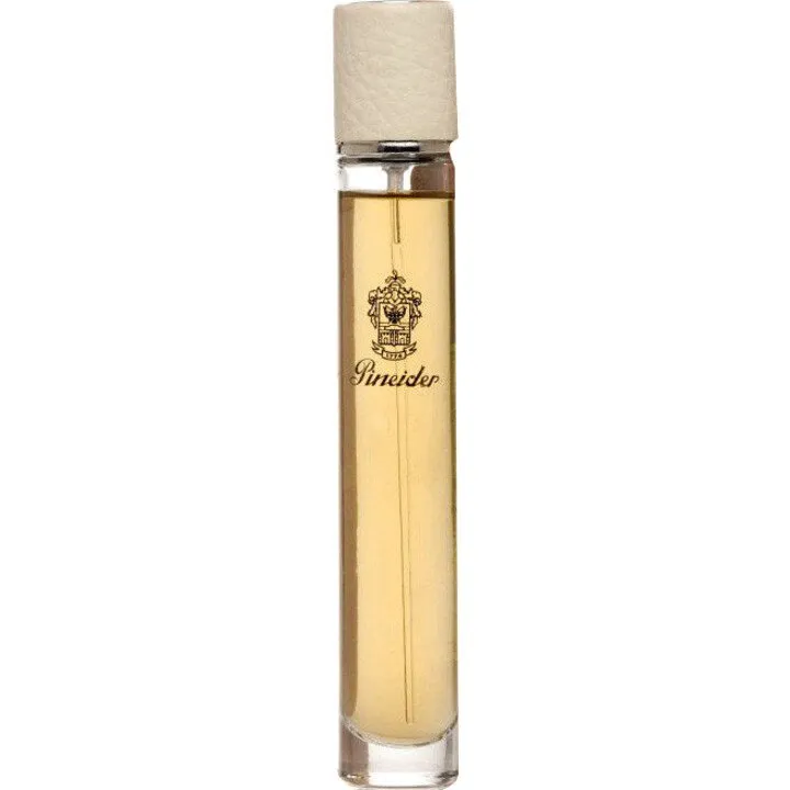 Pineider Colonia Ambrata perfume bottle