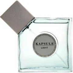 Karl Lagerfeld Kapsule Light parfüm şişesi