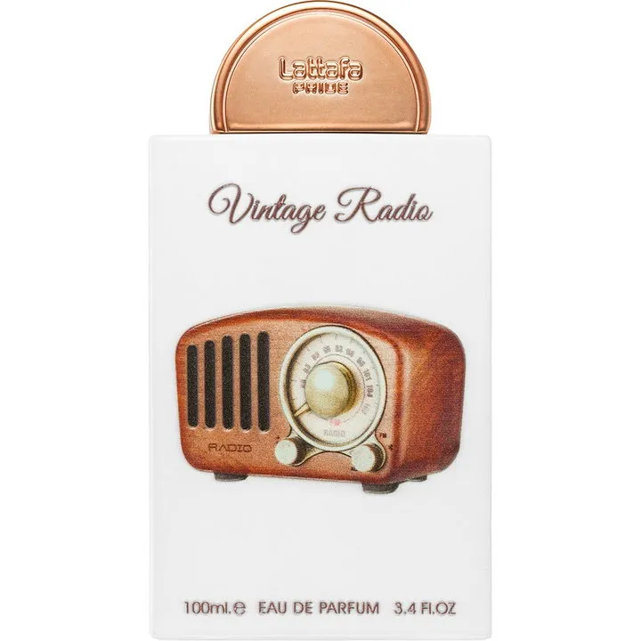 Lattafa Pride Vintage Radio parfüm şişesi