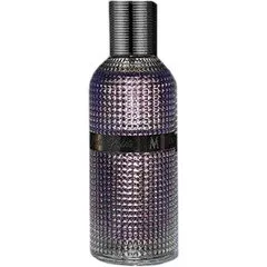 Victor de Manoz Bella Violeta perfume bottle