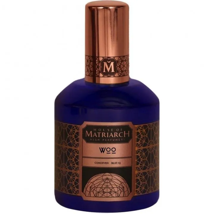 House of Matriarch Woo parfüm şişesi