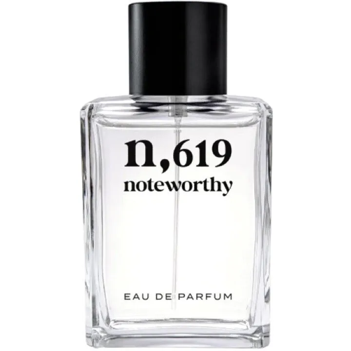 Noteworthy n,619 parfüm şişesi