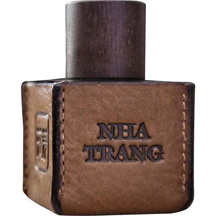 Ensar Oud Nha Trang (Pure Parfum) parfüm şişesi