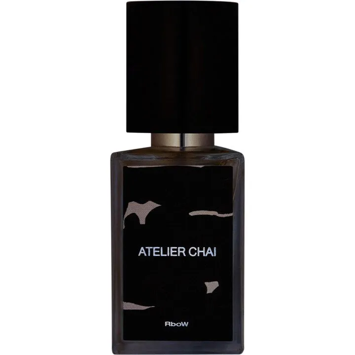 RboW Case Study #16 - Atelier Chai perfume bottle