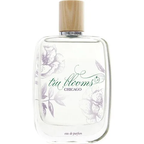 Tru Fragrance Tru Blooms Chicago perfume bottle