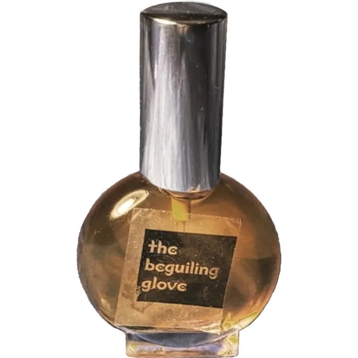 Phoenicia The Beguiling Glove perfume bottle