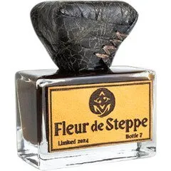 Ucca Fleur de Steppe perfume bottle