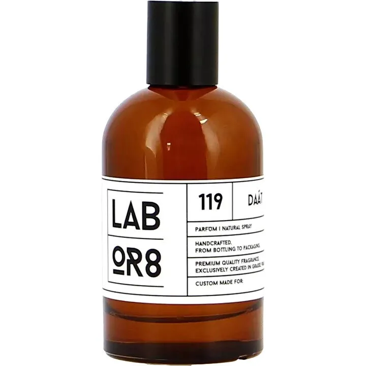 Labor8 Daát 119 perfume bottle
