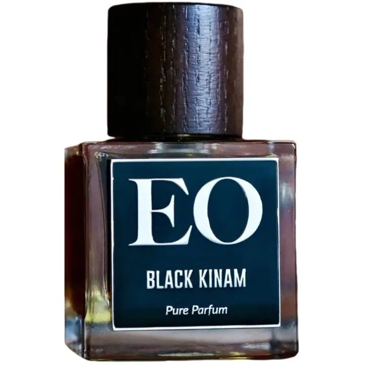 Ensar Oud Black Kinam: White Kinam parfüm şişesi