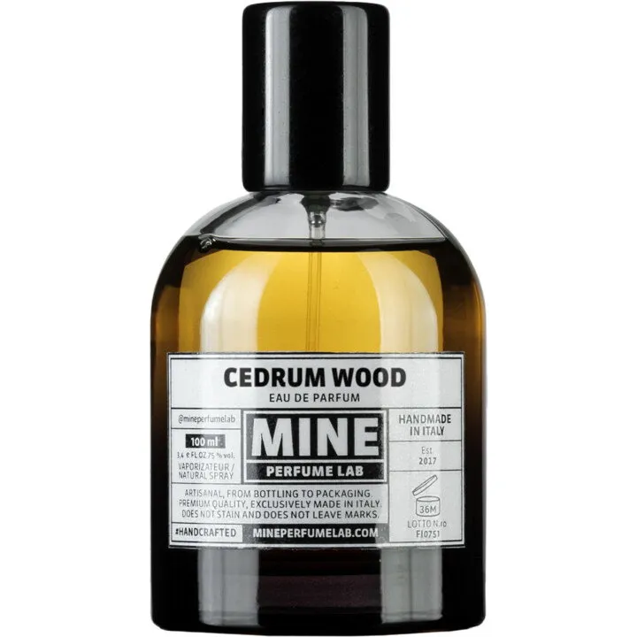 Mine Perfume Lab Cedrum Wood parfüm şişesi