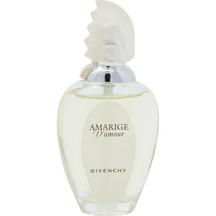 Givenchy Amarige d'Amour parfüm şişesi