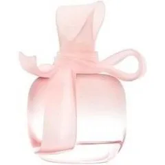 Nina Ricci Mademoiselle Ricci L'Eau parfüm şişesi