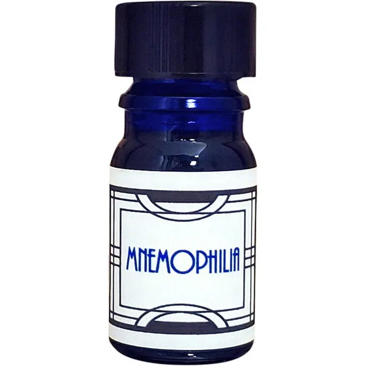 Nui Cobalt Designs Mnemophilia: the Love of Memory parfüm şişesi