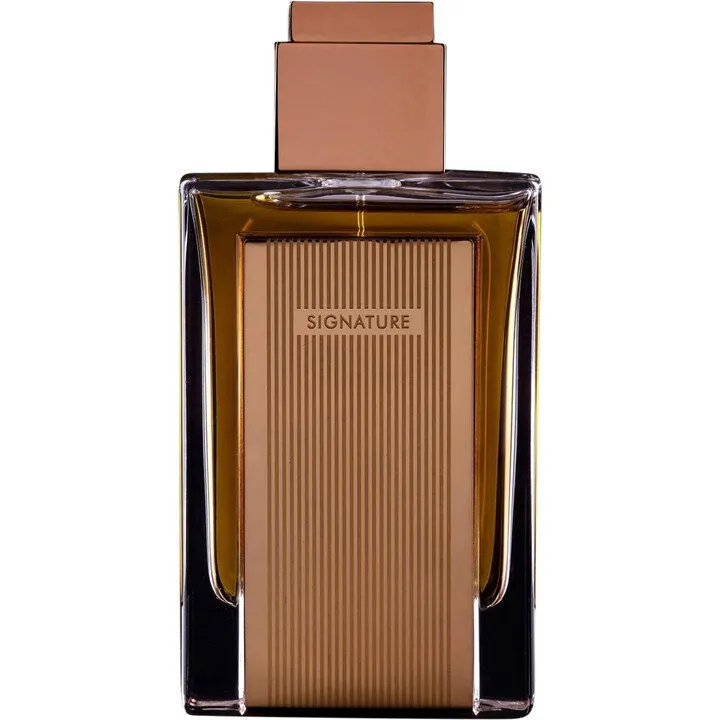 Dar Alteeb Signature perfume bottle