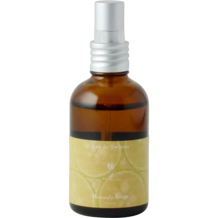 Heavenly Aroom Yuzu perfume bottle