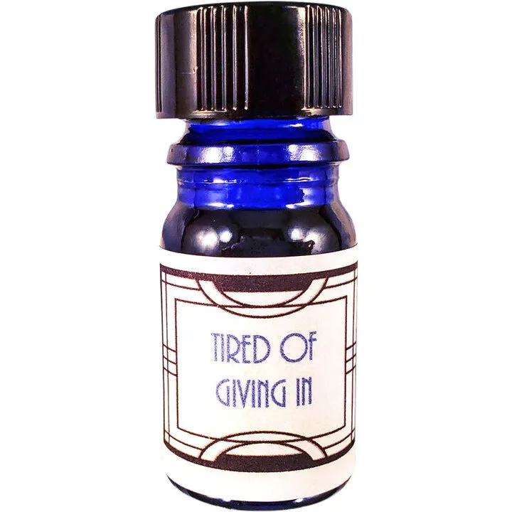 Nui Cobalt Designs Tired of Giving In: A Tribute to Rosa Parks parfüm şişesi
