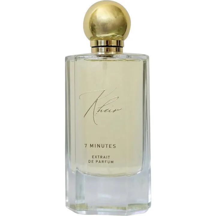 Kheir 7 Minutes perfume bottle