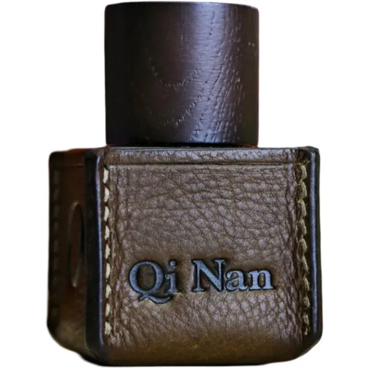 Ensar Oud Qi Nan: Nha Trang perfume bottle
