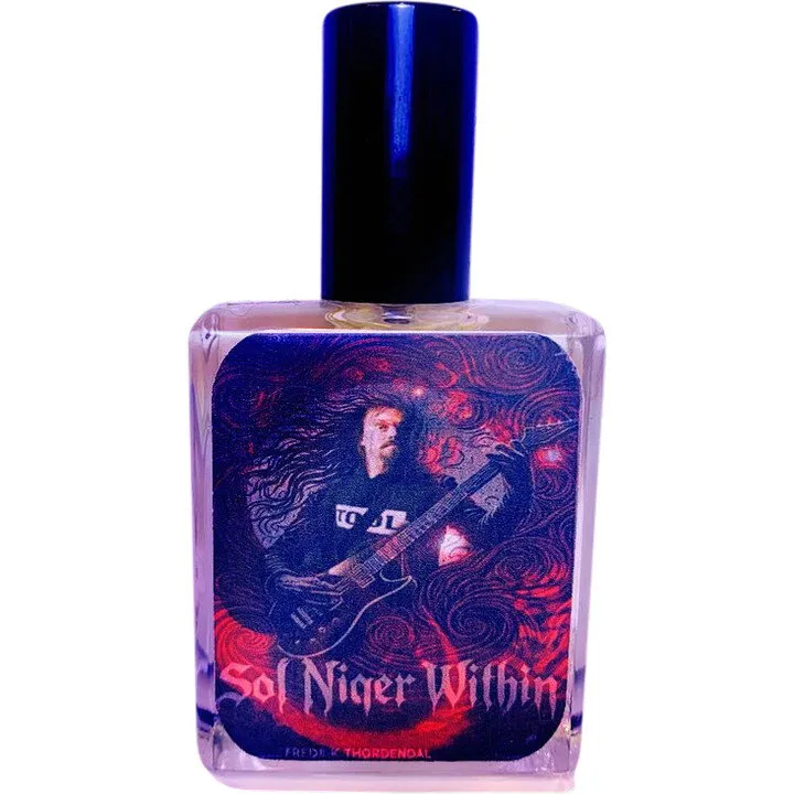 Phronema Perfumes Sol Niger Within parfüm şişesi
