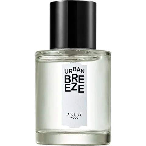 the SAEM Urban Breeze - Another Wood perfume bottle