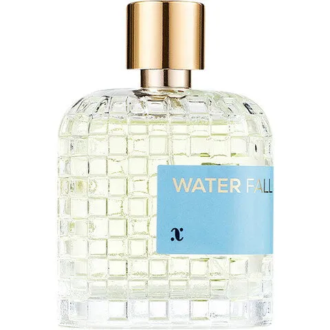 Extratto Water Fall perfume bottle