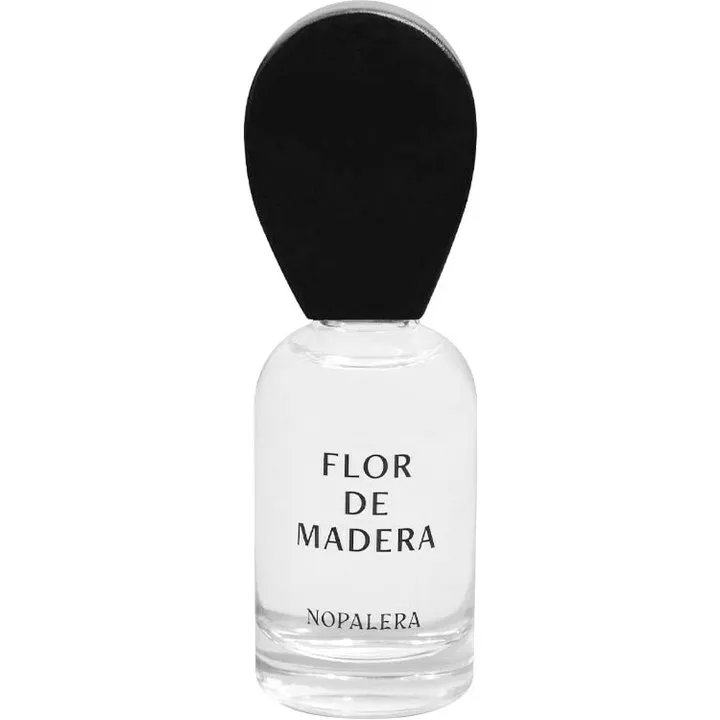Nopalera Flor de Madera perfume bottle