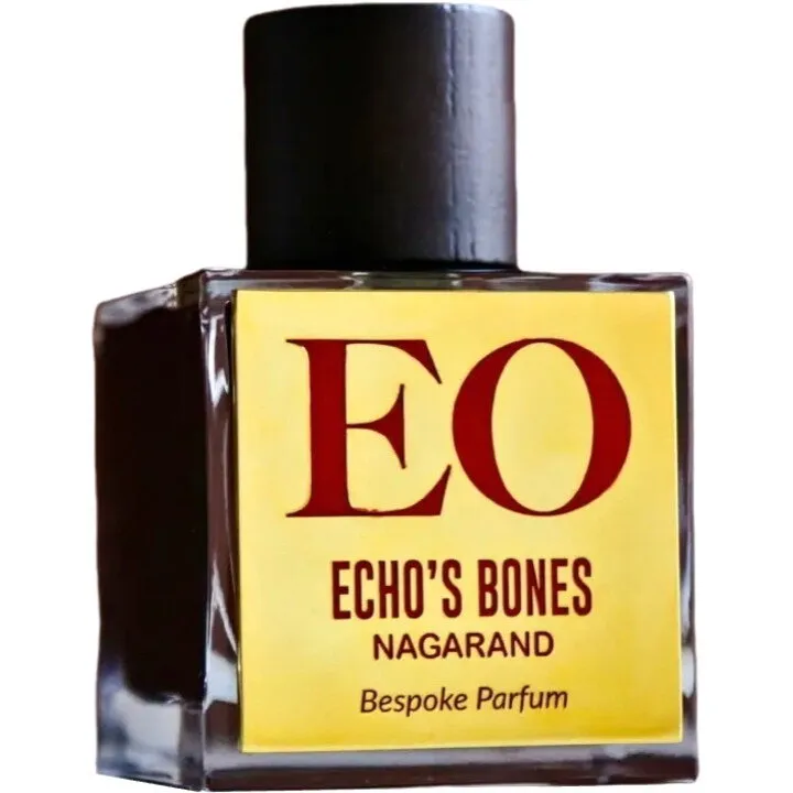 Ensar Oud Echo's Bones: Nagarand parfüm şişesi