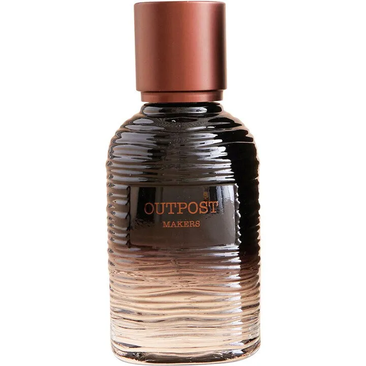 Buckle Outpost Makers Reserve perfume bottle