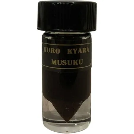 Yaaseen Kuro Kyara Musuku parfüm şişesi