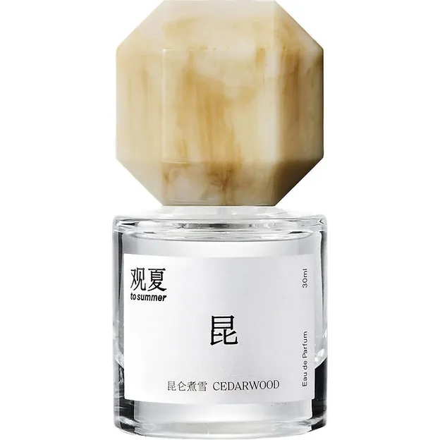 to summer | 观夏 Cedarwood (Eau de Parfum) / 昆仑煮雪 perfume bottle