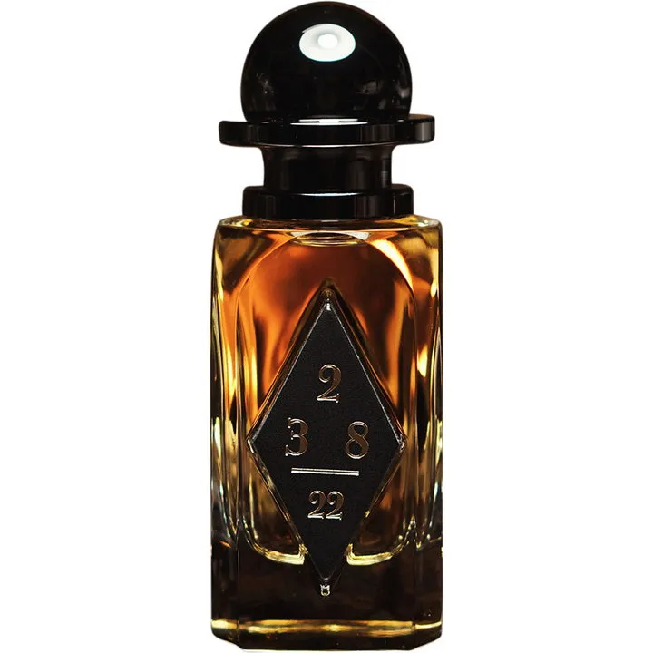 OrDioLab Black Oud / 黑袍烏木 perfume bottle