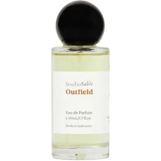 Studio Sable Outfield perfume bottle