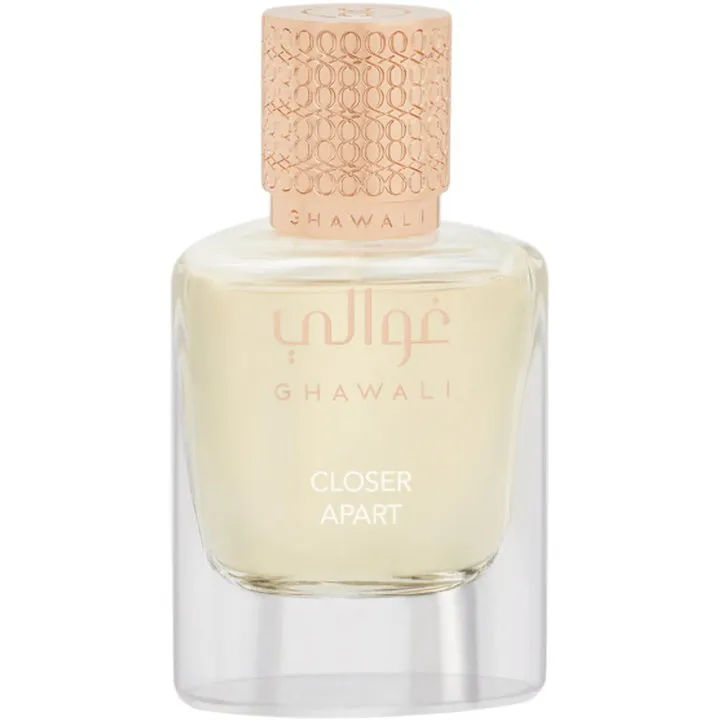 Ghawali Closer Apart perfume bottle