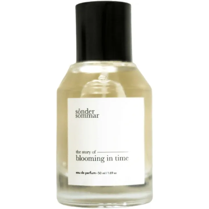 Sonder Sommar Blooming in Time perfume bottle