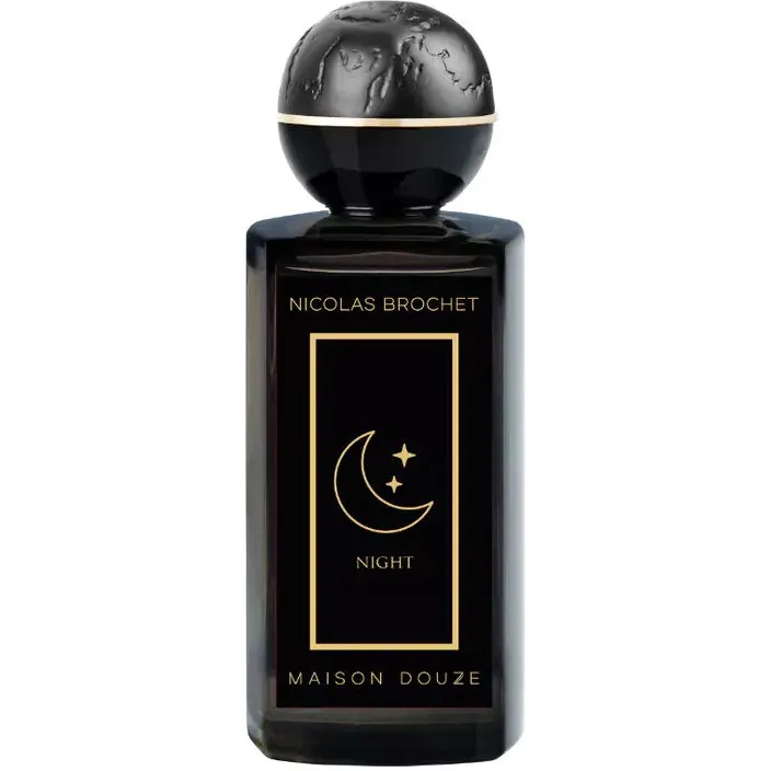 Maison Douze Night parfüm şişesi
