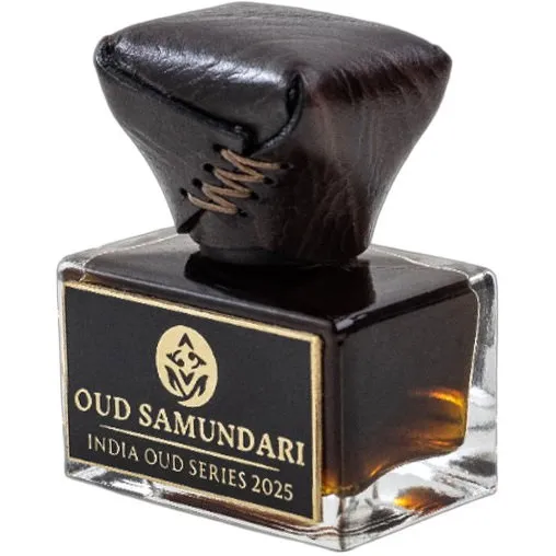 Ucca Oud Samundari perfume bottle