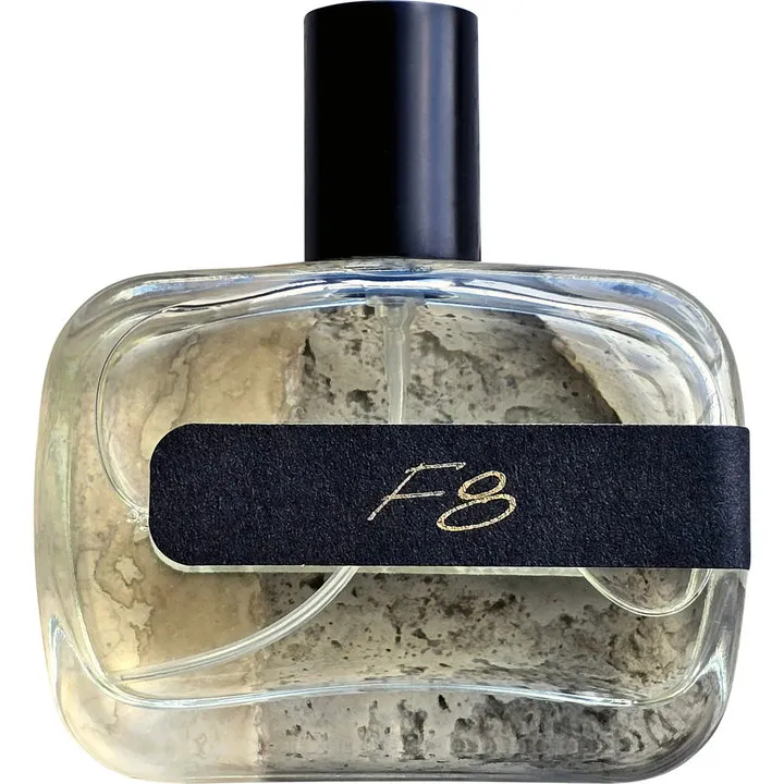 Inverso Profumi F8 parfüm şişesi