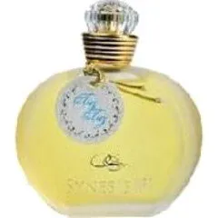 Synesis Tuż-Tuż perfume bottle