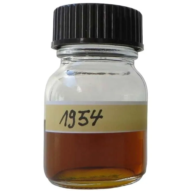 Lujos 1954 perfume bottle