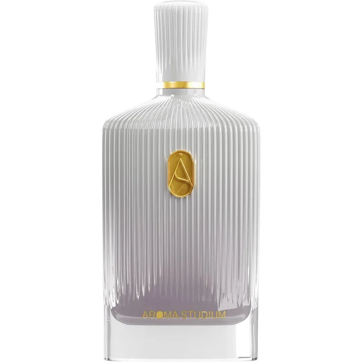 Aroma Studium Spice Dust perfume bottle