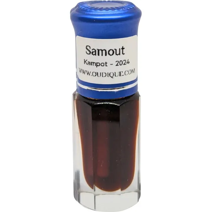 Oudique Samout perfume bottle