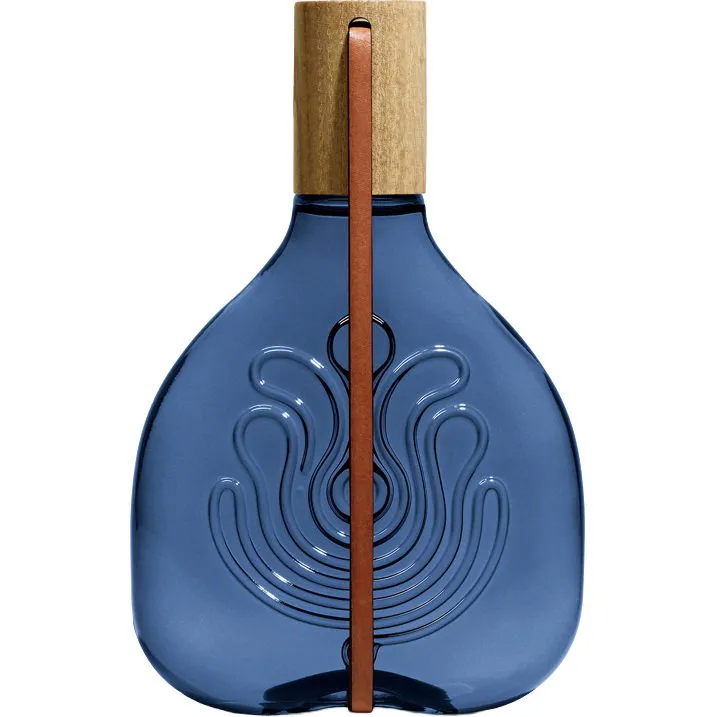 Puig Agua Lavanda Iris parfüm şişesi